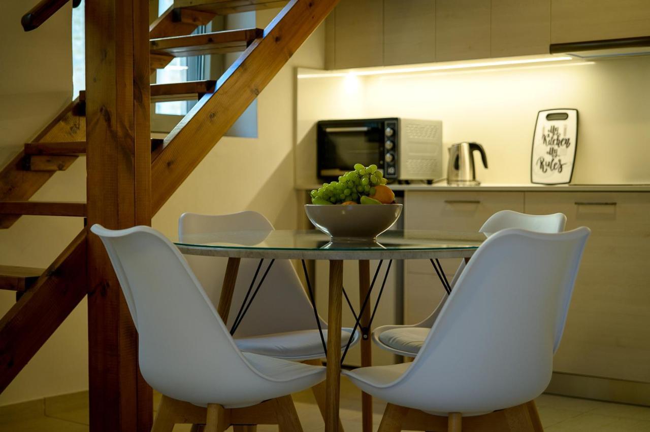 Uni Island - City Center Suites Ираклион Экстерьер фото