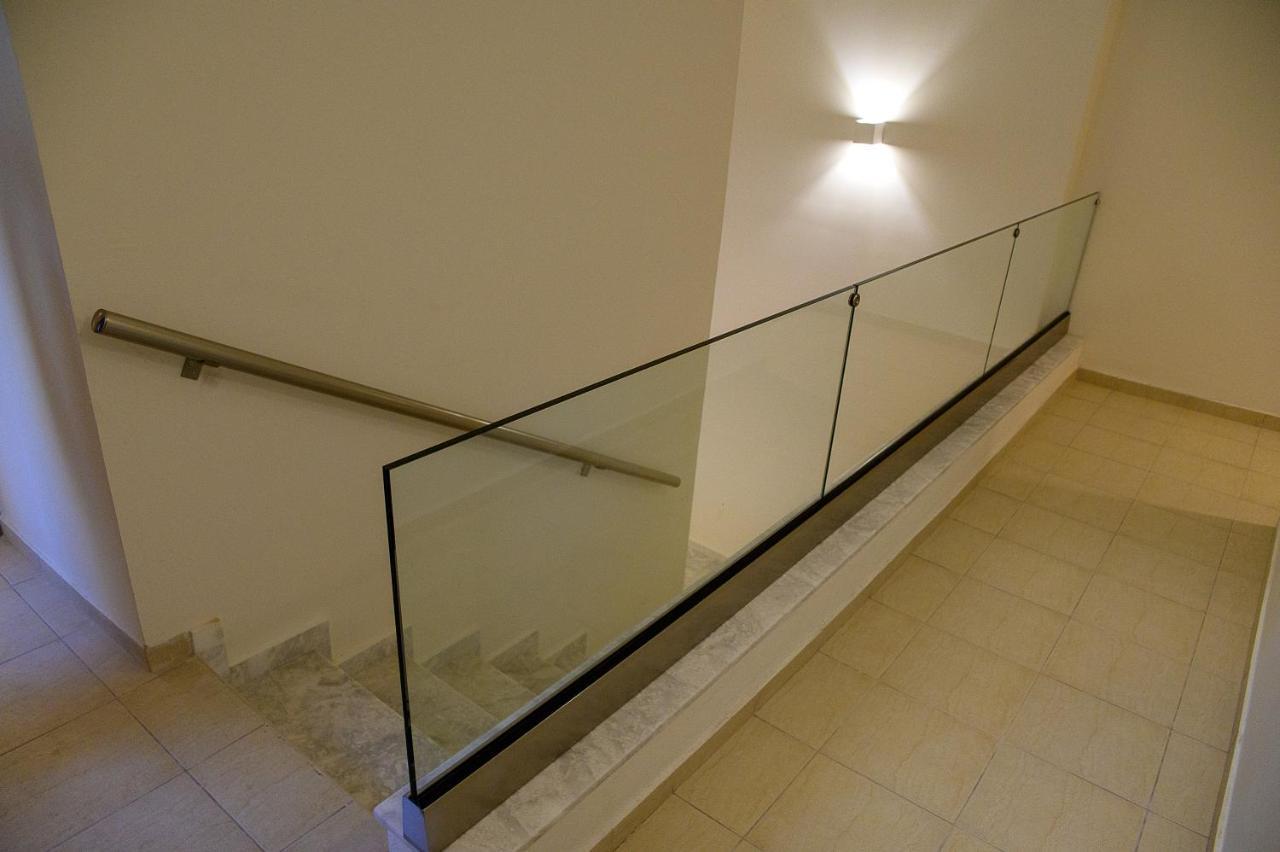 Uni Island - City Center Suites Ираклион Экстерьер фото