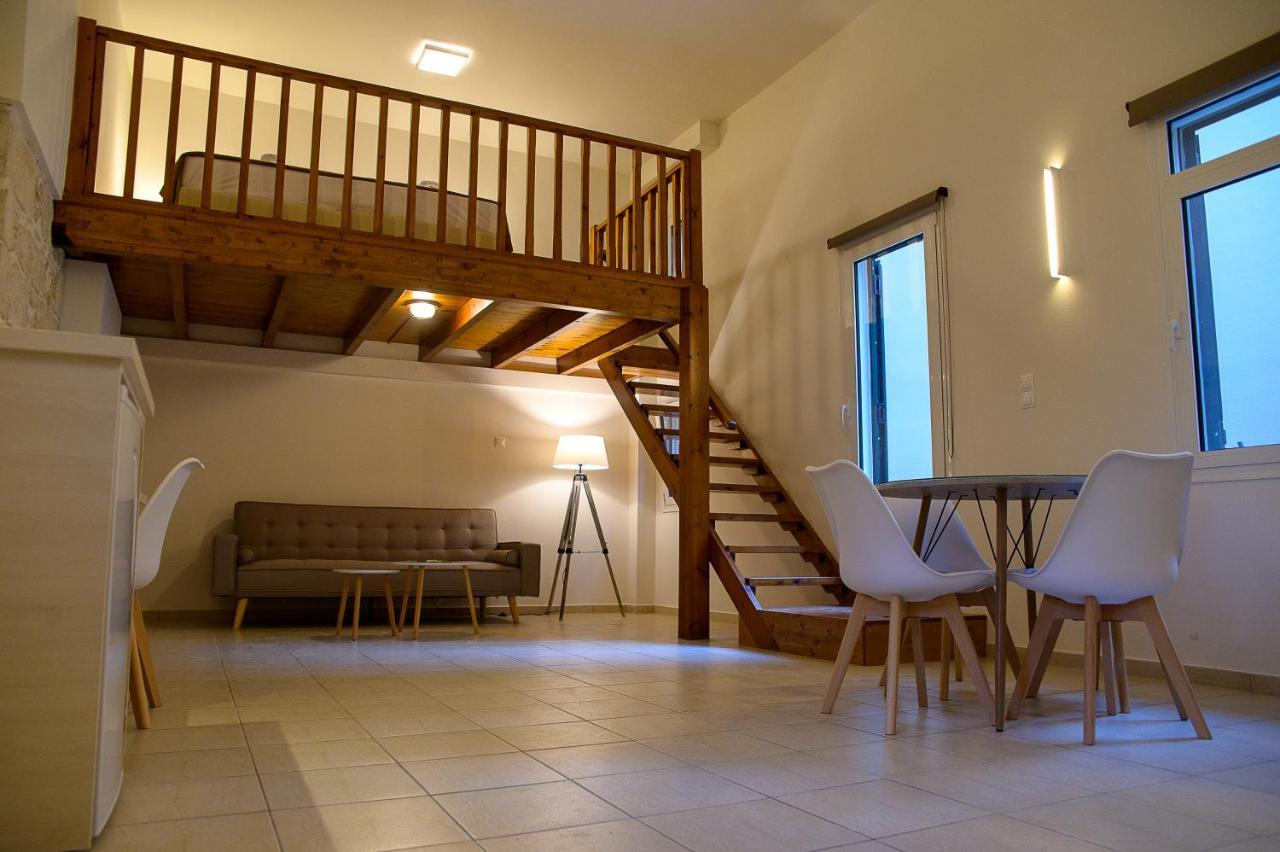Uni Island - City Center Suites Ираклион Экстерьер фото