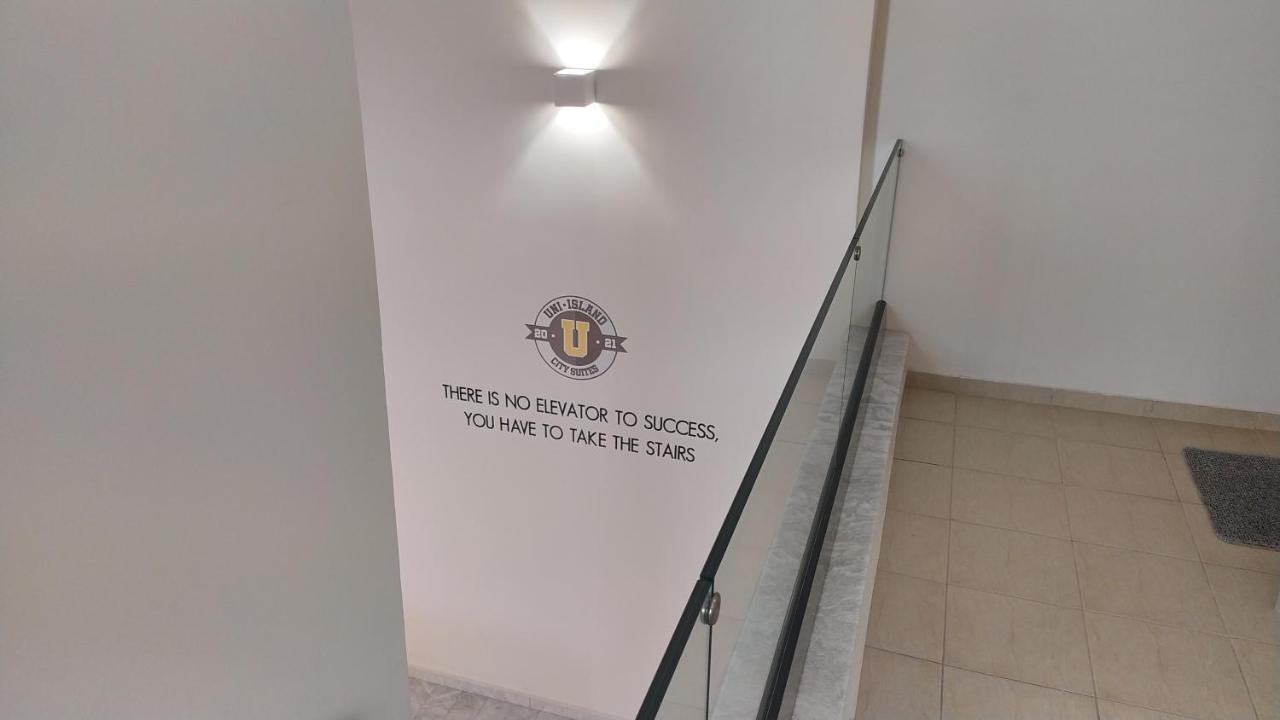 Uni Island - City Center Suites Ираклион Экстерьер фото